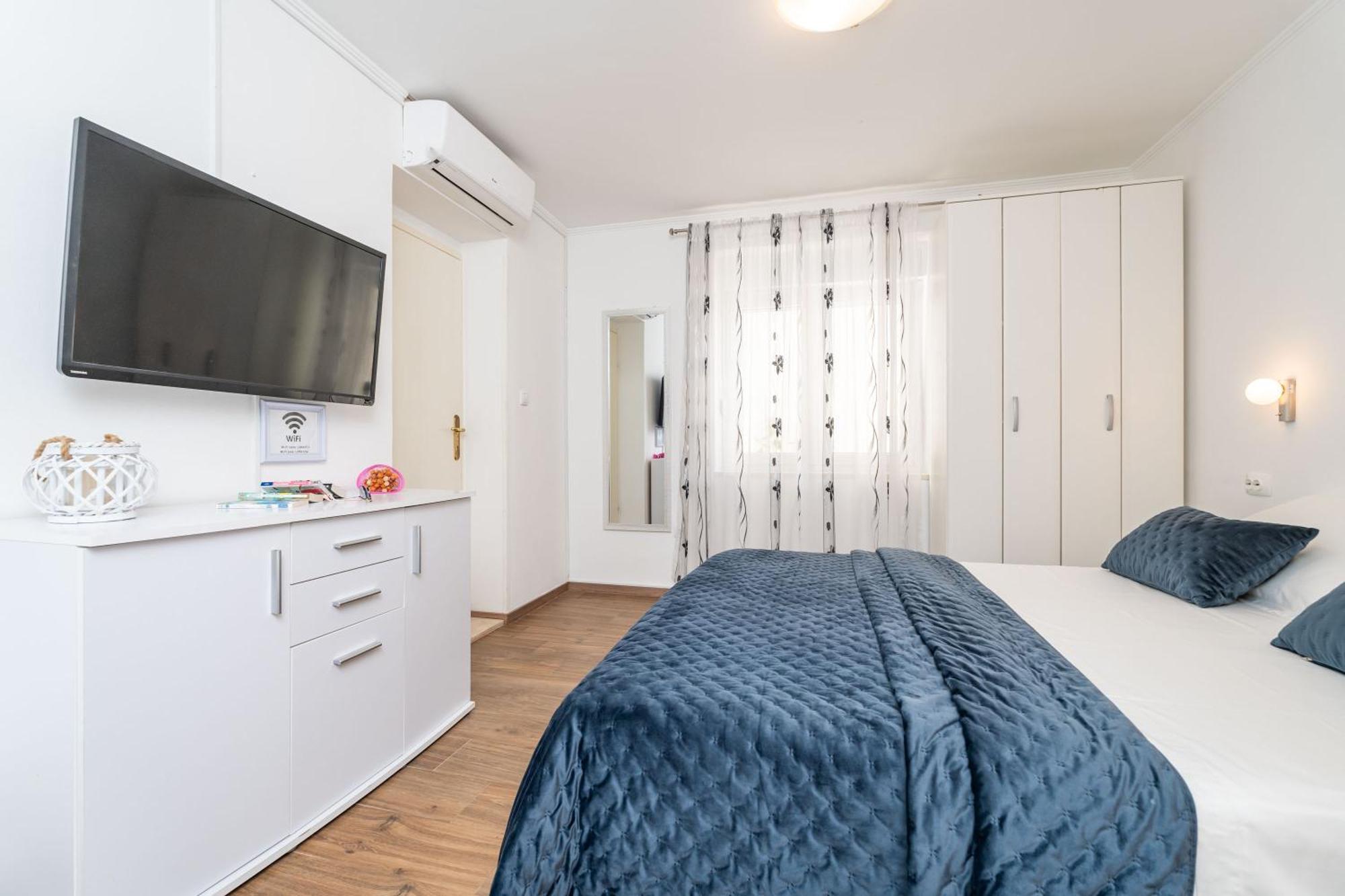 Apartments And Room Lora Дубровник Экстерьер фото